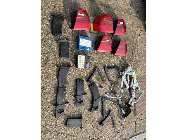 Bmw - part (20x) - afbeelding 1 van  5