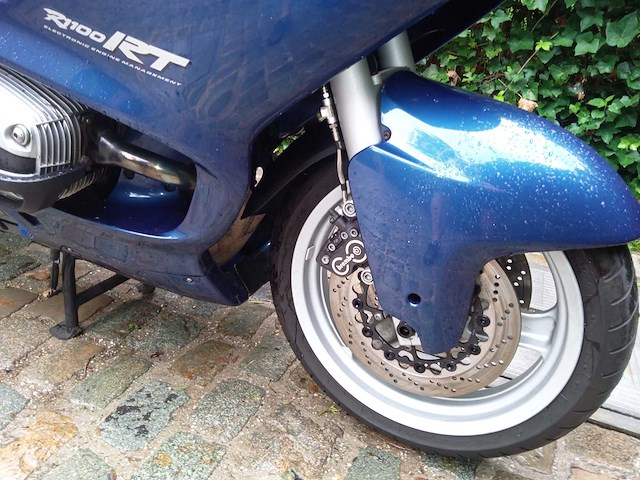 Bmw - r 1100 rt - motorfiets - afbeelding 7 van  8