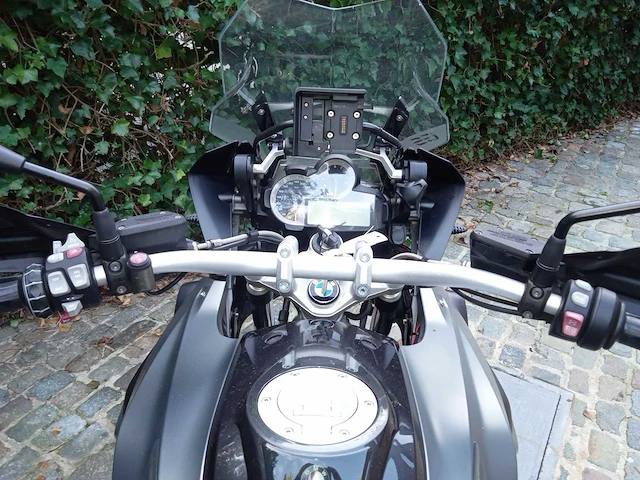 Bmw - r 1200 gs - motorfiets - afbeelding 7 van  8