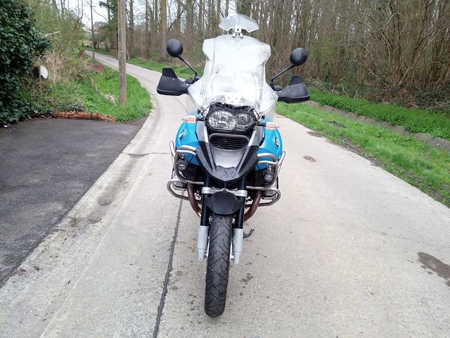Bmw - r 1200 gs adventure - motorfiets - afbeelding 4 van  6