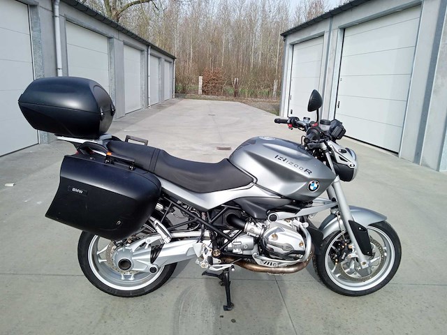 Bmw - r 1200 r - motorfiets - afbeelding 2 van  8