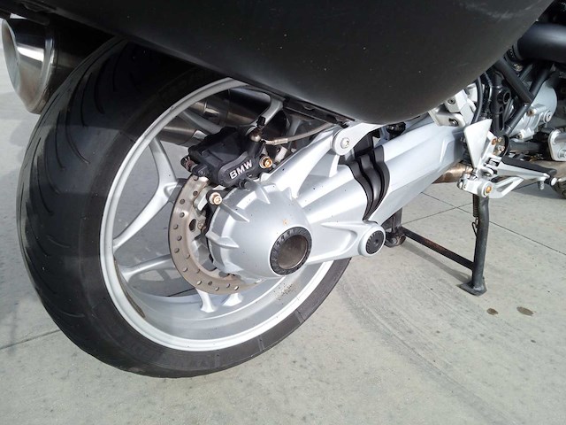 Bmw - r 1200 r - motorfiets - afbeelding 2 van  6