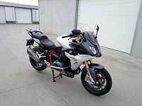 Bmw - r 1200 rs - motorfiets - afbeelding 9 van  11