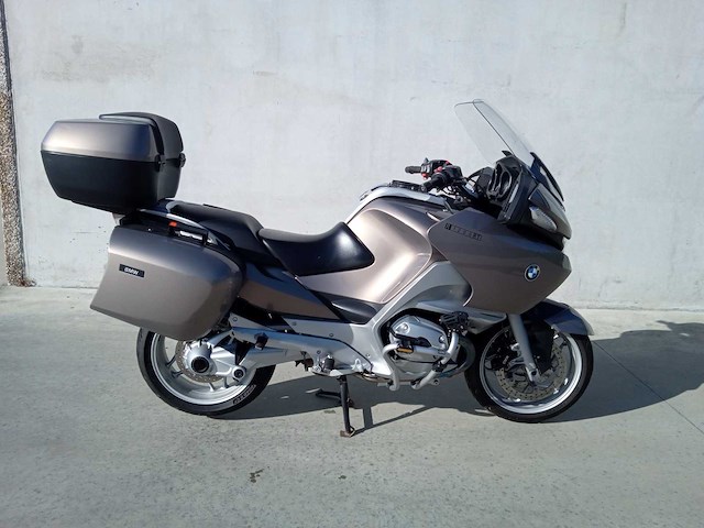 Bmw - r 1200 rt - motorfiets - afbeelding 1 van  10