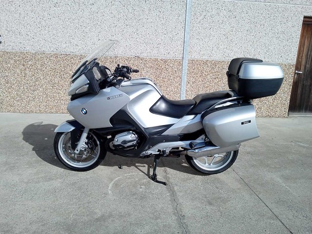 Bmw - r 1200 rt - motorfiets - afbeelding 1 van  11