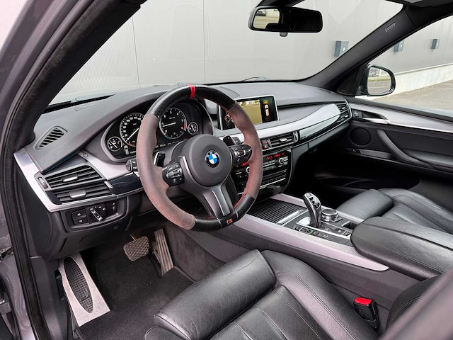 Bmw - x5 - m50d - car - 2017 - afbeelding 3 van  32