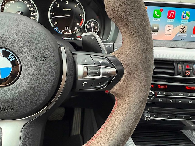 Bmw - x5 - m50d - car - 2017 - afbeelding 14 van  32