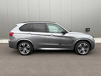 Bmw - x5 - m50d - car - 2017 - afbeelding 27 van  32