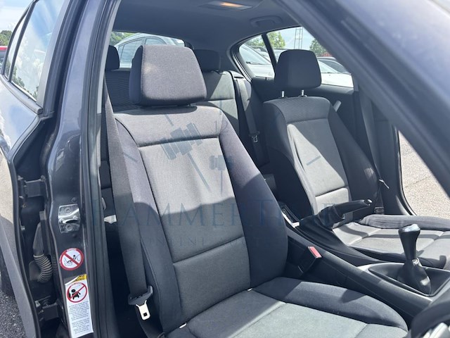 Bmw 1 (e87) 120i,2005 - afbeelding 20 van  32