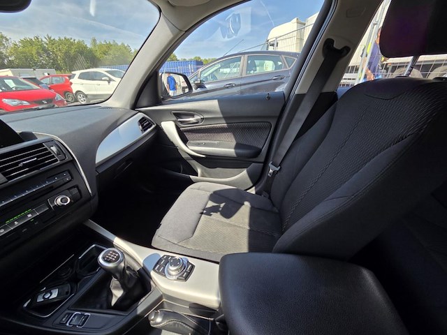 Bmw 1 hatch (f20) 116 d efficientdynamics edition, 2012 - afbeelding 19 van  44