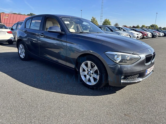 Bmw 1 hatch (f20) 118ia 170 at, 2012 - afbeelding 23 van  33