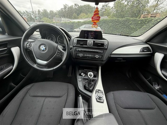 Bmw 114d - afbeelding 23 van  28