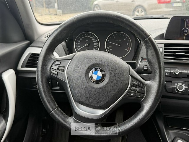 Bmw 114d - afbeelding 26 van  28