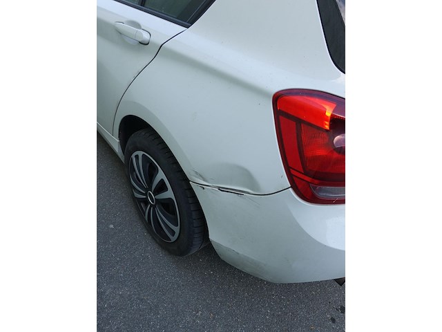 Bmw 114i - afbeelding 13 van  20