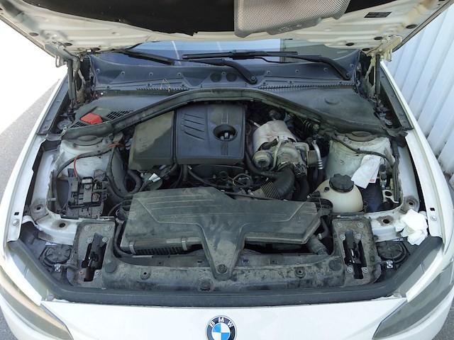 Bmw 114i - afbeelding 15 van  20