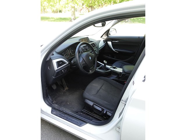 Bmw 114i - afbeelding 19 van  20