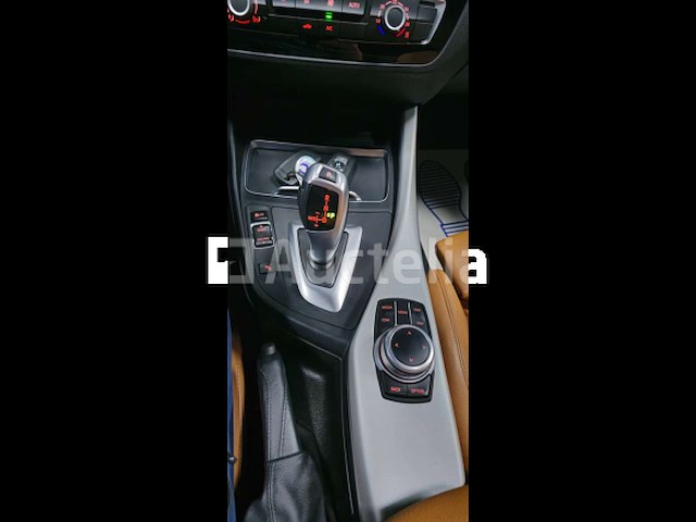 Bmw 116da * automatisch * sport edition: 2018 19" sport wheels + gps + airconditioning + schuifdak - afbeelding 16 van  29