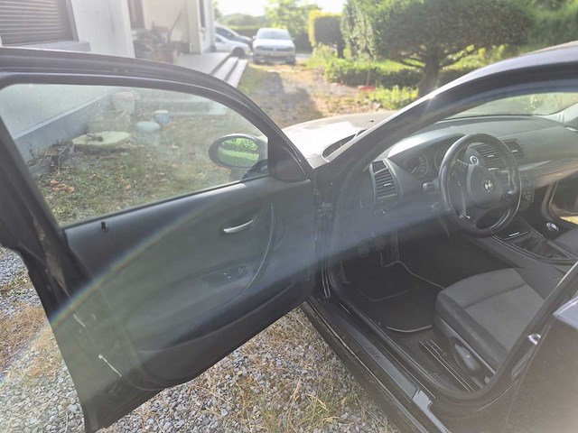 Bmw 116i serie 1 e87 auto uit 2005 - afbeelding 8 van  28