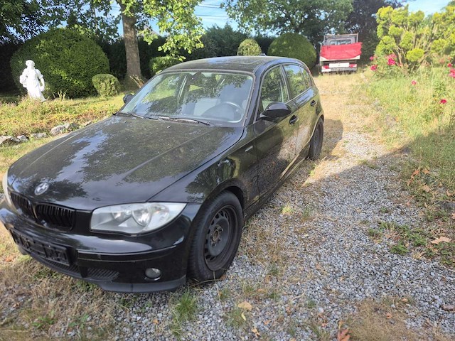 Bmw 116i serie 1 e87 auto uit 2005 - afbeelding 1 van  28