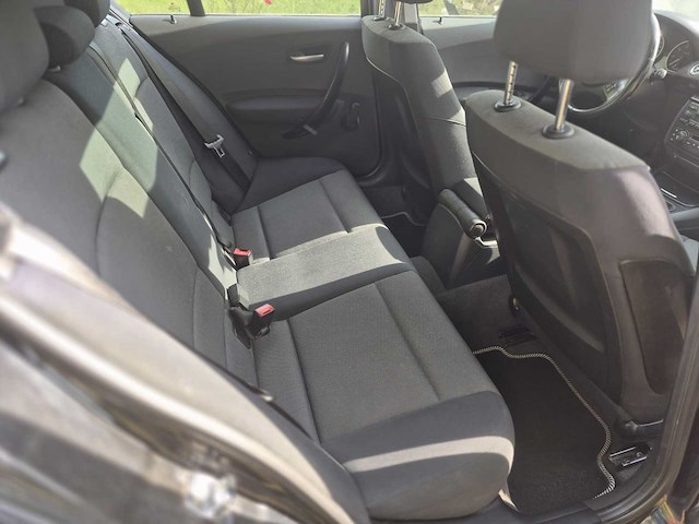 Bmw 116i serie 1 e87 auto uit 2005 - afbeelding 13 van  28