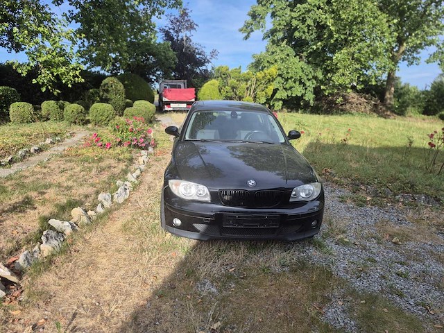 Bmw 116i serie 1 e87 auto uit 2005 - afbeelding 22 van  28