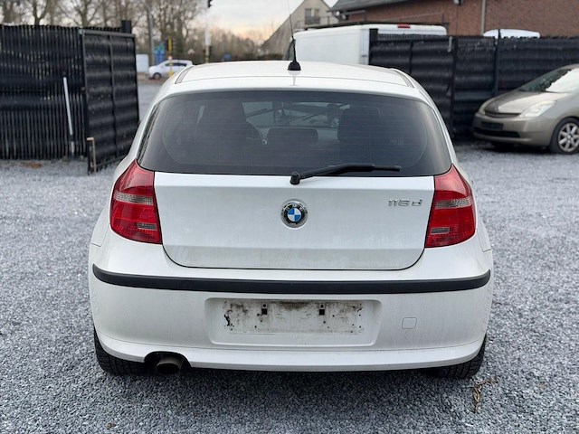 Bmw 118 d, 2008 - afbeelding 11 van  15