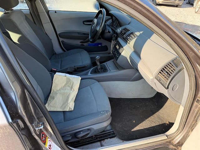 Bmw 118d, 2005 - afbeelding 13 van  15
