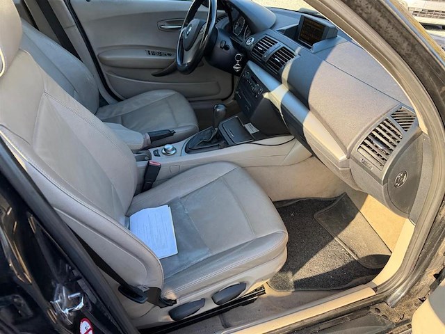 Bmw 120i, 2004 - afbeelding 16 van  27