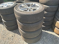 Bmw 17 inch set van 4 banden voor bmw + velgen met sensoren
