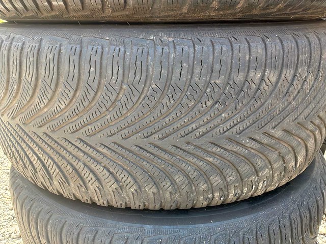 Bmw 17 inch set van 4 banden voor bmw + velgen met sensoren - afbeelding 8 van  12