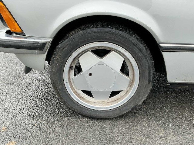 Bmw 1711 316 oldtimer - afbeelding 10 van  22