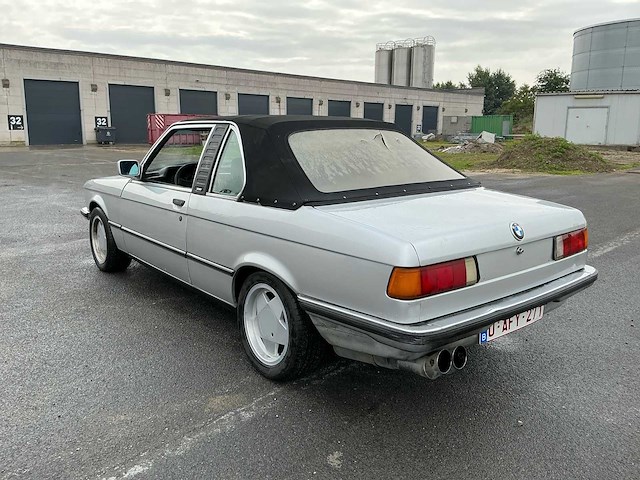 Bmw 1711 316 oldtimer - afbeelding 16 van  22