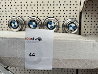 Bmw 2 x auto grill + 4 wiel naafdoppen - afbeelding 2 van  2
