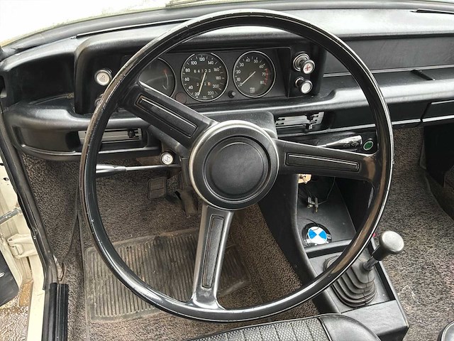 Bmw 2002 vintage auto's > 15 - afbeelding 4 van  51