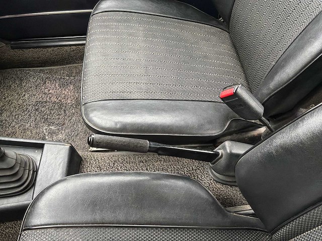 Bmw 2002 vintage auto's > 15 - afbeelding 20 van  51