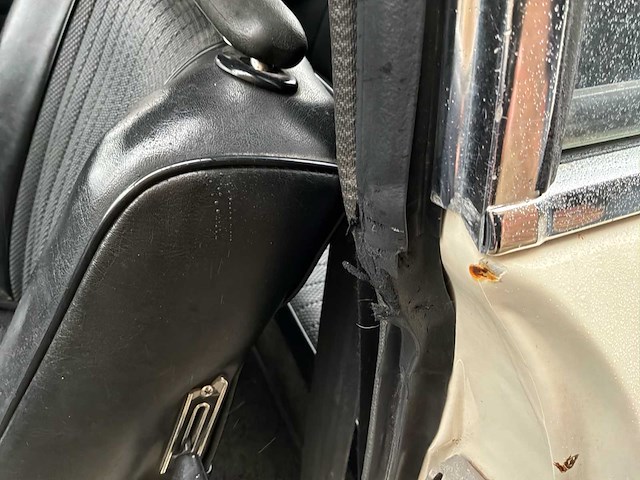 Bmw 2002 vintage auto's > 15 - afbeelding 21 van  51