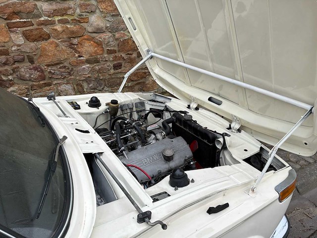 Bmw 2002 vintage auto's > 15 - afbeelding 32 van  51