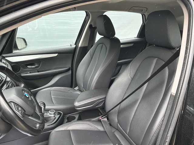 Bmw 2018d active tourer car 2018 - afbeelding 9 van  39