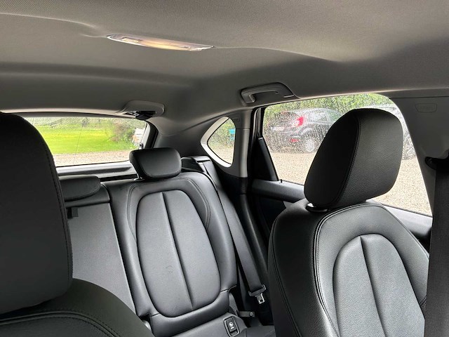 Bmw 2018d active tourer car 2018 - afbeelding 27 van  39