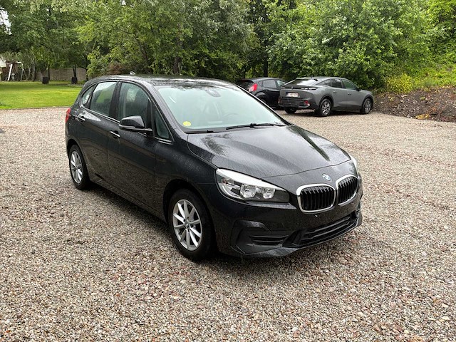 Bmw 2018d active tourer car 2018 - afbeelding 36 van  39