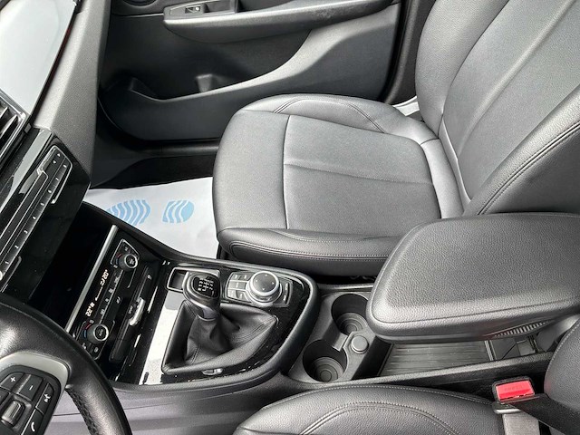 Bmw 2018d active tourer car 2018 - afbeelding 11 van  54