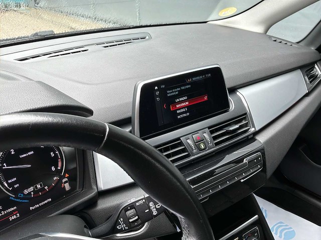 Bmw 2018d active tourer car 2018 - afbeelding 13 van  54