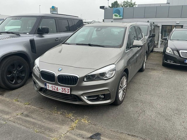 Bmw 225xe iperformance stationwagen - afbeelding 4 van  12