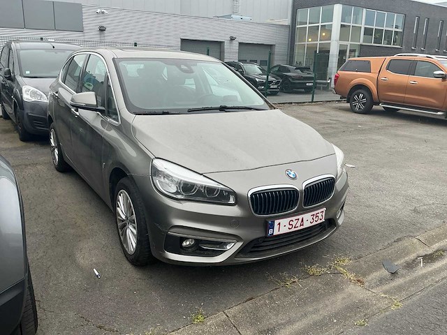 Bmw 225xe iperformance stationwagen - afbeelding 8 van  12