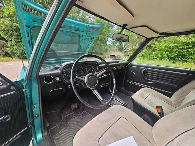 Bmw 2500 vintage auto uit 1973 - afbeelding 7 van  49