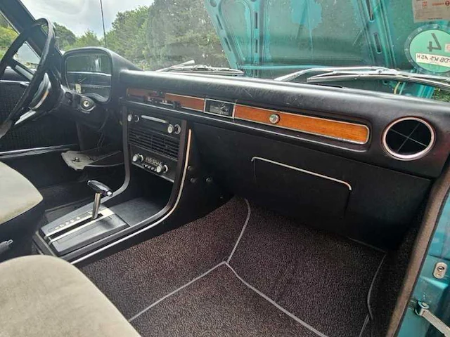 Bmw 2500 vintage auto uit 1973 - afbeelding 18 van  49