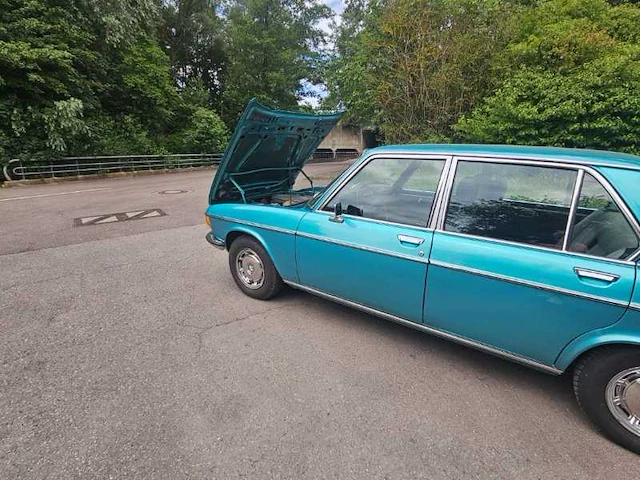 Bmw 2500 vintage auto uit 1973 - afbeelding 23 van  49