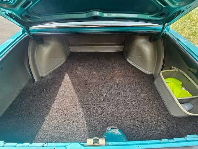 Bmw 2500 vintage auto uit 1973 - afbeelding 36 van  49