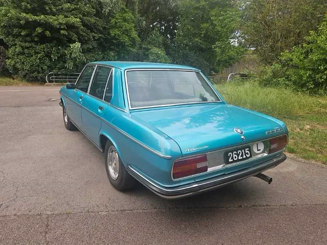 Bmw 2500 vintage auto uit 1973 - afbeelding 34 van  49
