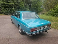 Bmw 2500 vintage auto uit 1973 - afbeelding 34 van  49